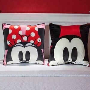 NEW Disney Mickey and Minnie Mouse Decorative Cushions